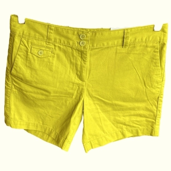 NWT Ann Taylor Loft  Original Straight Through Hip & High Shorts size 4 - Picture 2 of 10